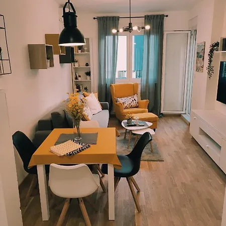 Centar-Novi Sad-Filipa Visnjica-App No 5 Novi Sad